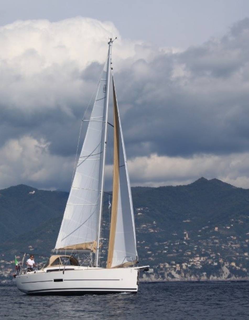 Barca a vela in Portofino Coast