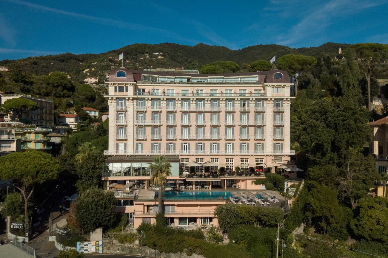 Facciata del Grand Hotel Bristol Resort & SPA a Rapallo