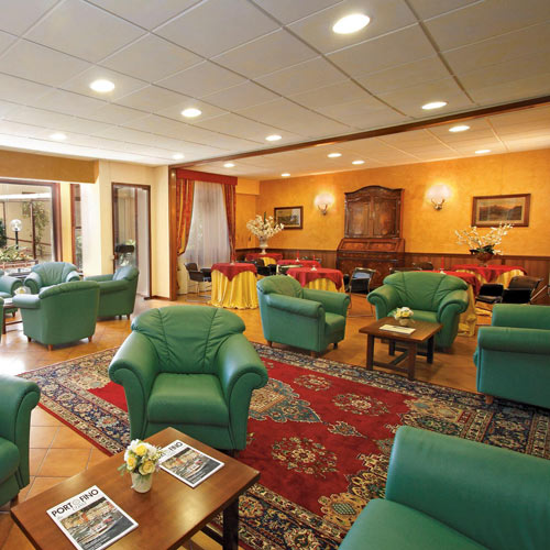 Sala dell'Hotel Mondial a Rapallo